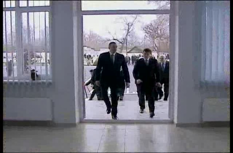 President Ilham Aliyev inaugurates secondary school in Nij town of Gabala