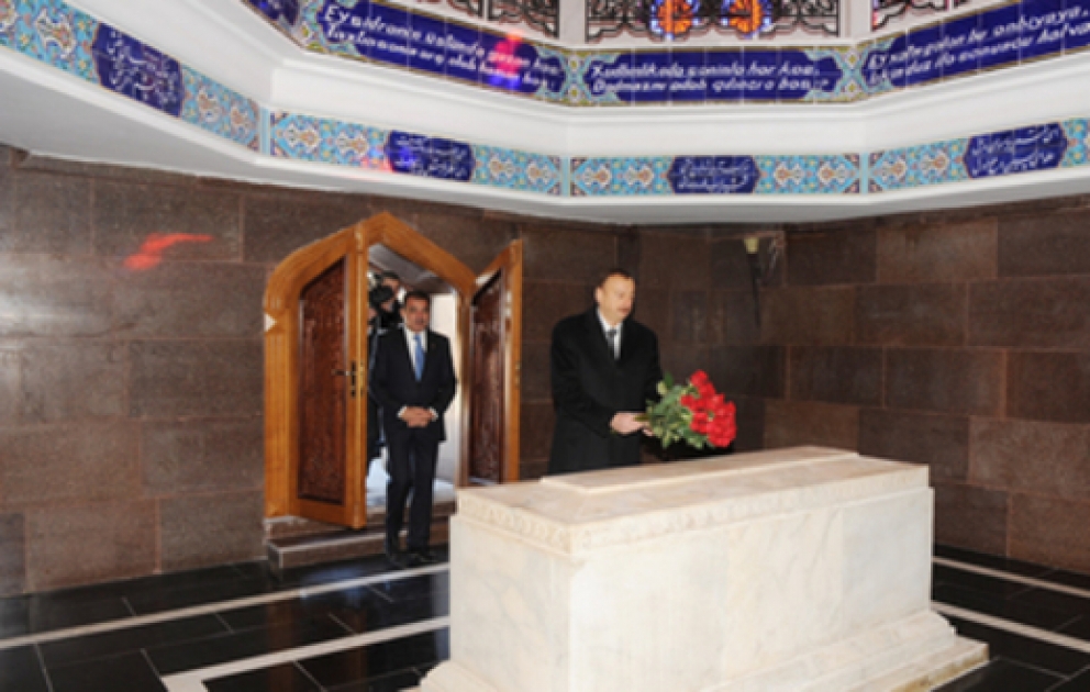 President Ilham Aliyev inspects reconstruction works at Nizami mausoleum in Ganja