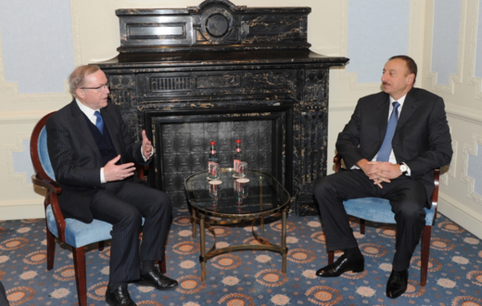 Azerbaijani President meets leader of European People's Party