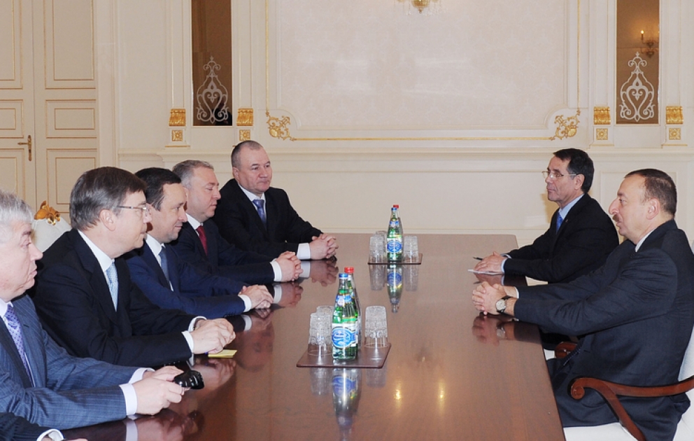 President Ilham Aliyev receives Tatar Prime Minister