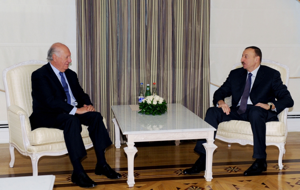 Azerbaijan`s President meets former President of Chile, Chairman of Foundation for Democracy and Development