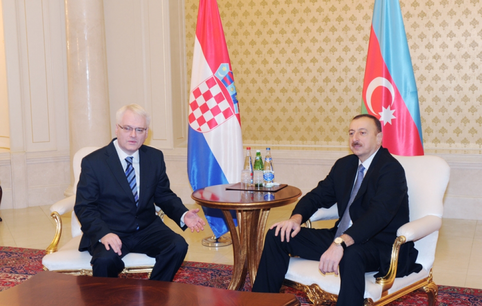 Presidents of Azerbaijan and Croatia meet one-on-one