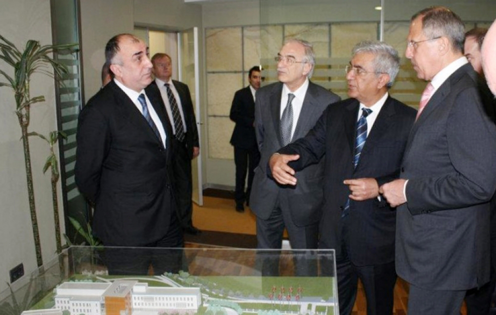 Russian FM visits Azerbaijan Diplomatic Academy