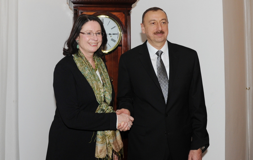 President Ilham Aliyev meets speaker of Czech Parliament`s Chamber of Deputies