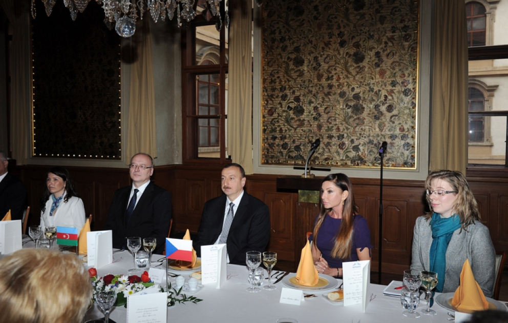 Czech Senate President hosts dinner in honor of Azerbaijani President