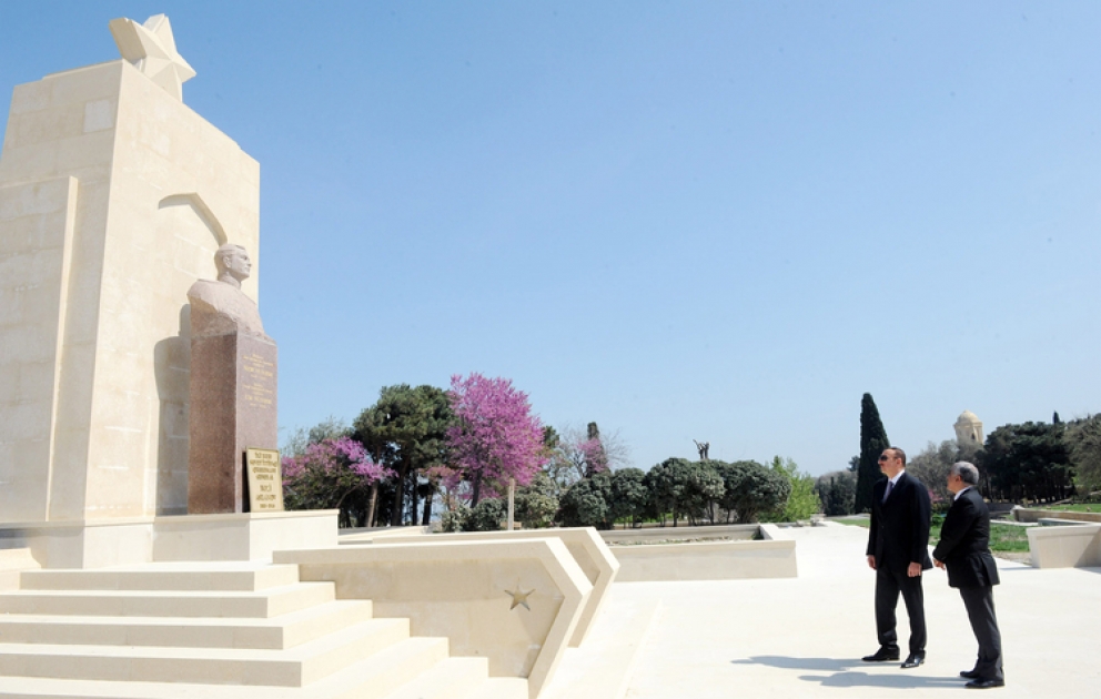 Azerbaijani President inspects work to repair General Hazi Aslanov`s monument, redevelop Baku funicular, build Independence museum in Highland Park and expand Seaside National Park