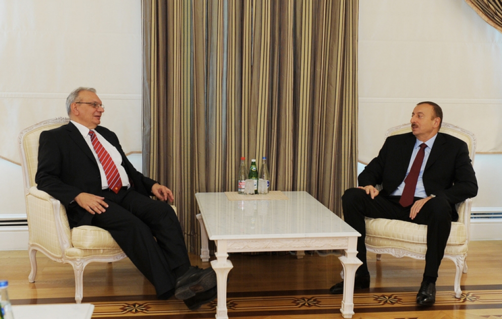Le président azerbaïdjanais Ilham Aliyev a reçu le président de la Cour constitutionnelle de Bulgarie