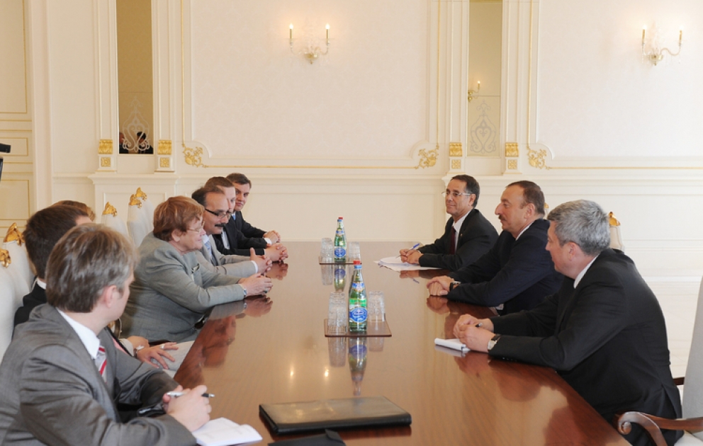 Le président azerbaïdjanais Ilham Aliyev a reçu la délégation conduite par la présidente du parlement estonien