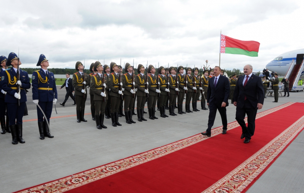 Le président azerbaïdjanais Ilham Aliyev est arrivé en Biélorussie pour une visite officielle