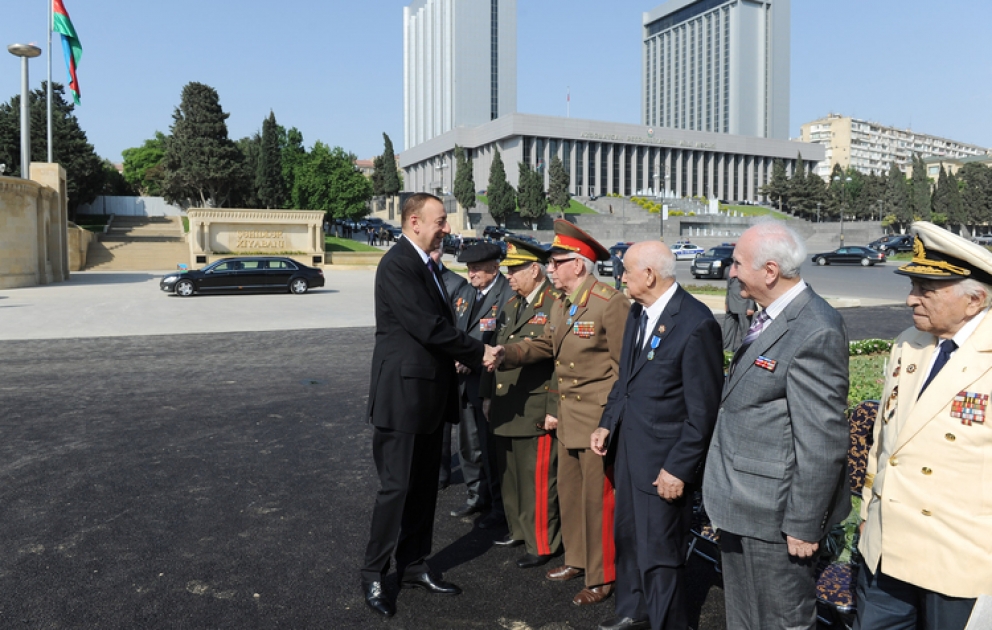 President Ilham Aliyev attends Victory Day ceremony in Baku