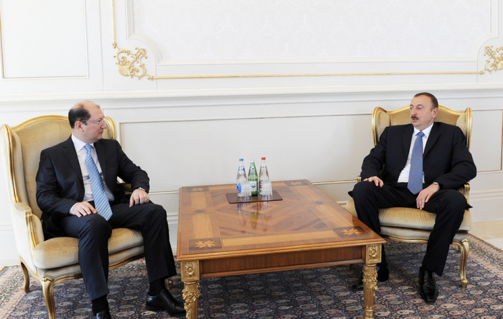 Azerbaijan`s President accepts credentials of new Uzbek ambassador