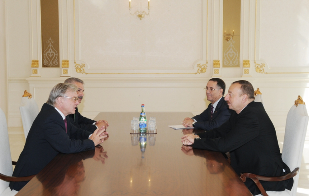 Azerbaijani President receives Special Representative for Energy to Caspian Region at Dutch Ministry of Economy, Agriculture and Innovation