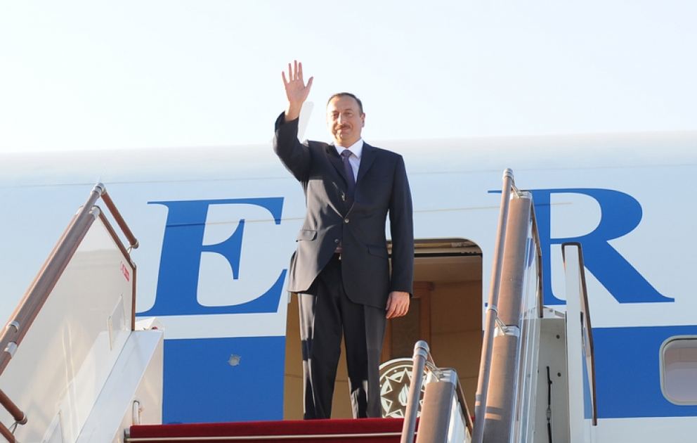 President Ilham Aliyev ends working visit to Turkey