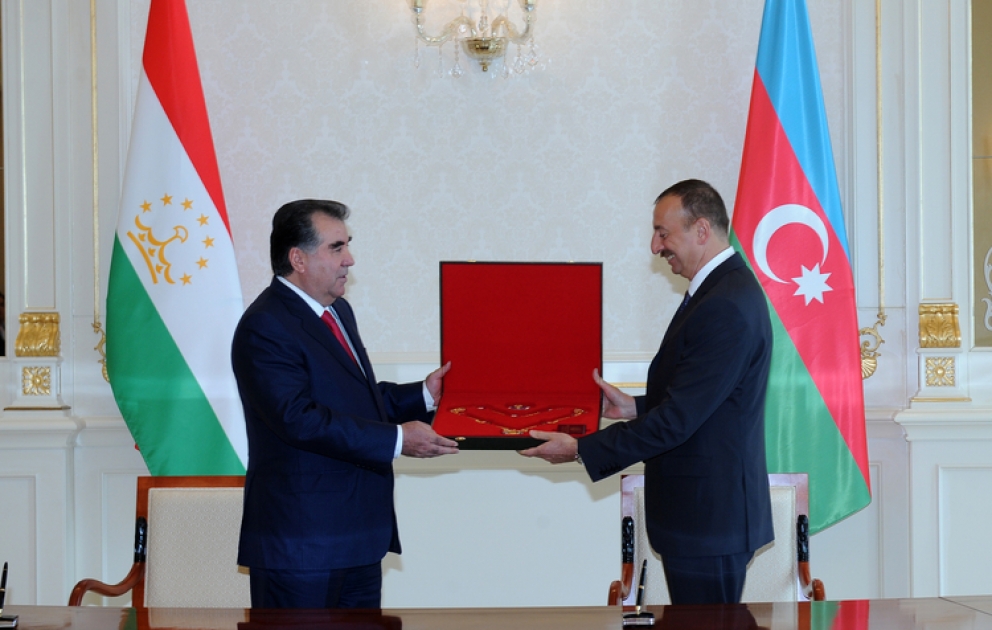 Awarding ceremony of Azerbaijani and Tajik presidents held