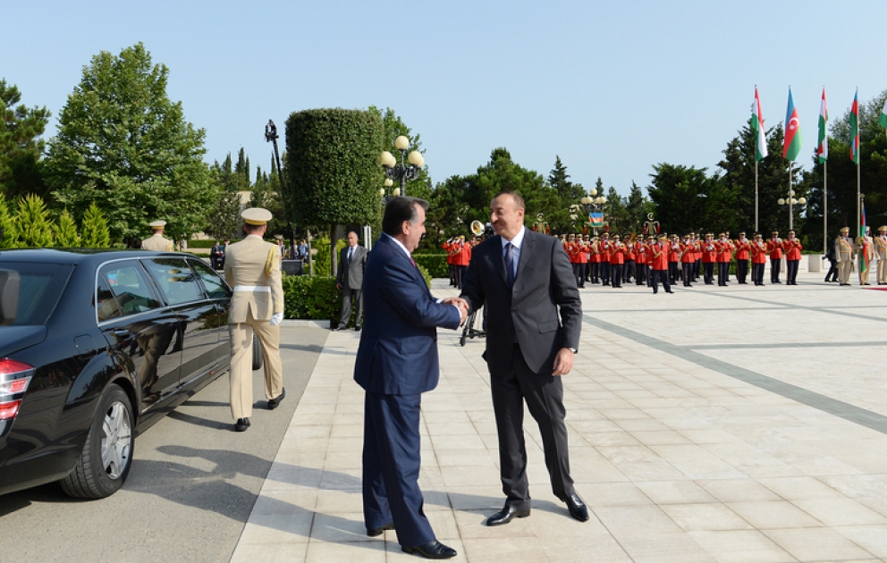 Official welcoming ceremony of President of Tajikistan held