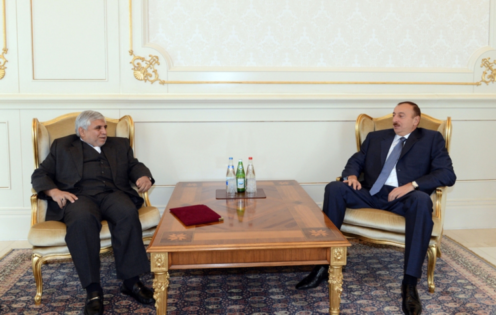 Le président M. Ilham Aliyev a reçu les lettres de créance de l’ambassadeur extraordinaire et plénipotentiaire de la République Islamique d’Iran en Azerbaïdjan