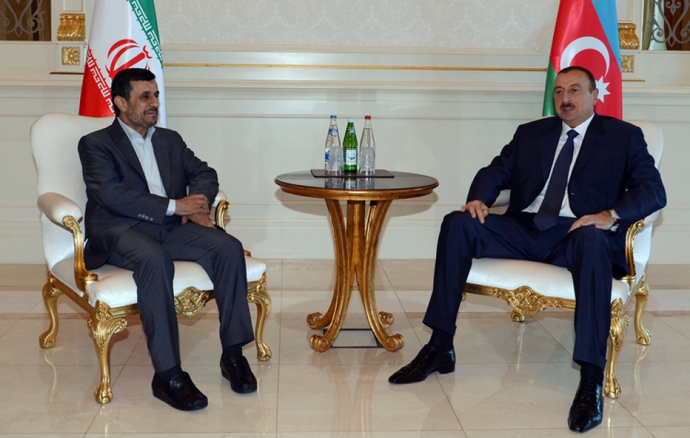 Le président azerbaïdjanais M. Ilham Aliyev a rencontré son homologue iranien Mahmoud Ahmadinejad
