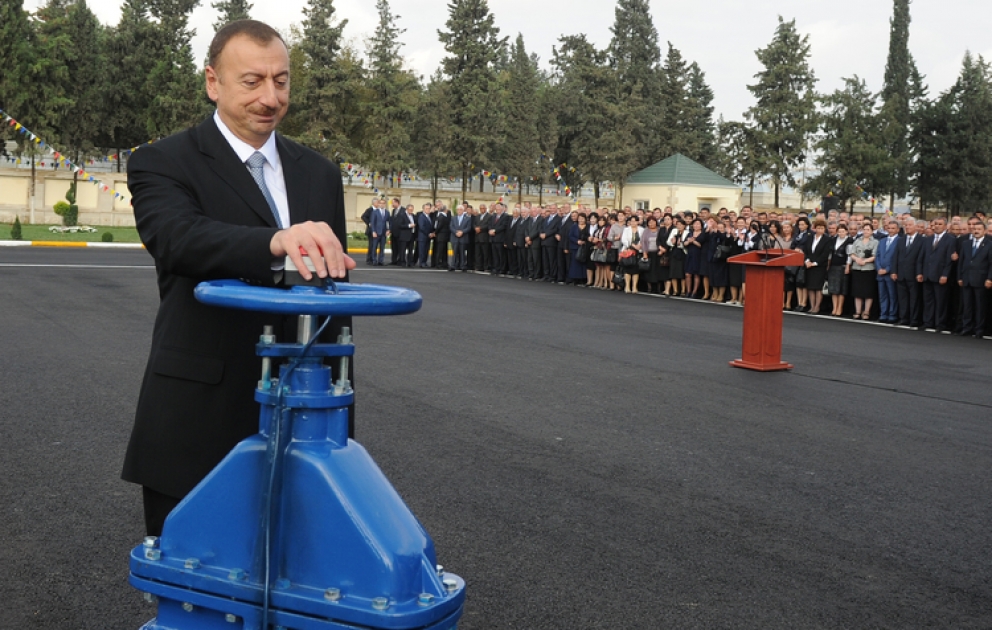 Le président Ilham Aliyev a participé à l’inauguration du complexe de réservoirs d’eau à Imichli