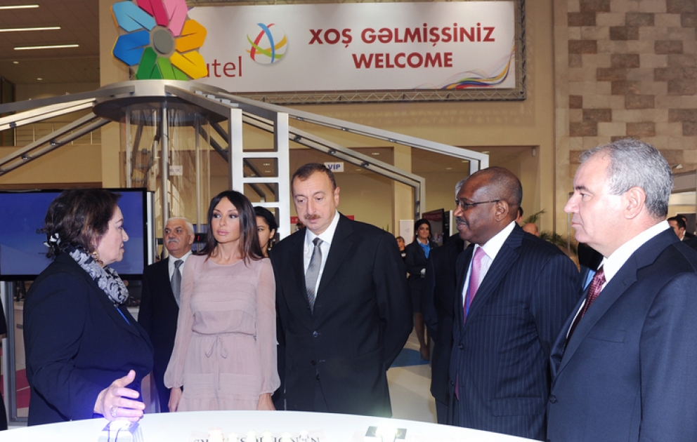 Le président Ilham Aliyev a visité « BakuTel-2012 », XVIIIe Salon international des technologies des télécommunications et de l’information d’Azerbaïdjan