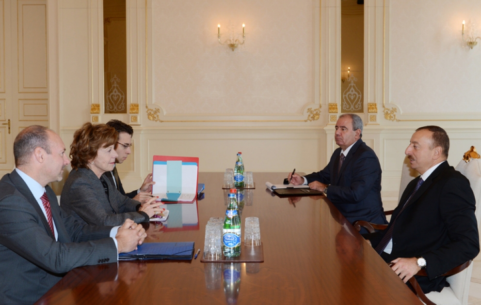 Le président azerbaidjanais M. Ilham Aliyev a reçu la vice- présidente de la commission européenne chargée de l’Agenda numérique
