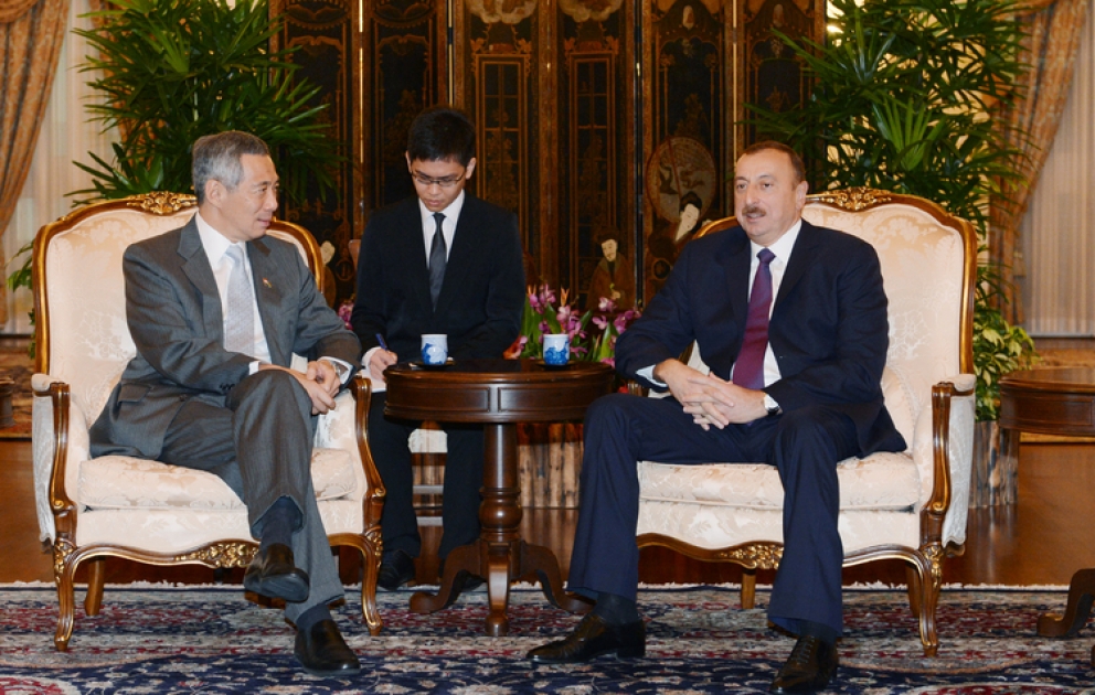 L’entretien du président azerbaïdjanais Ilham Aliyev avec le Premier ministre singapourien Lee Hsien Loong