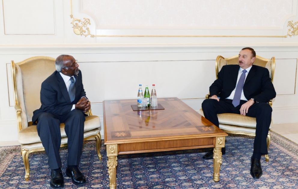 Le président Ilham Aliyev a reçu les lettres de créance du nouvel ambassadeur de Saint-Vincent-et-les-Grenadines en Azerbaïdjan