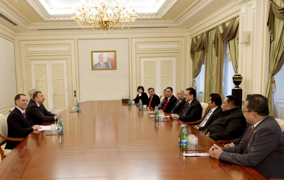Le président azerbaïdjanais Ilham Aliyev a reçu la délégation conduite par le président de la Chambre des représentants des régions de la République indonésienne