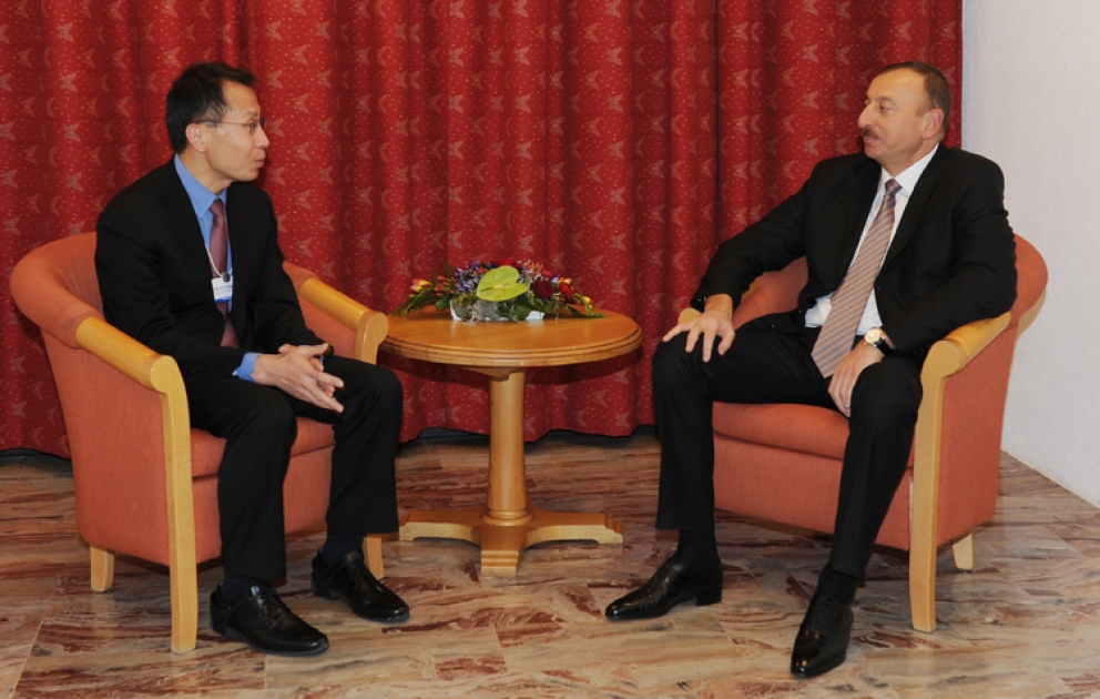 L’entretien du président azerbaïdjanais Ilham Aliyev avec Jin-Yong Cai, directeur général de la Société financière internationale