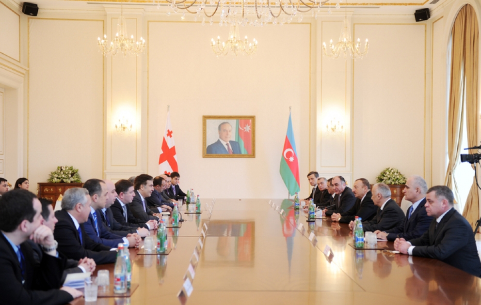Rencontre des présidents azerbaïdjanais et géorgien avec la participation des délégations