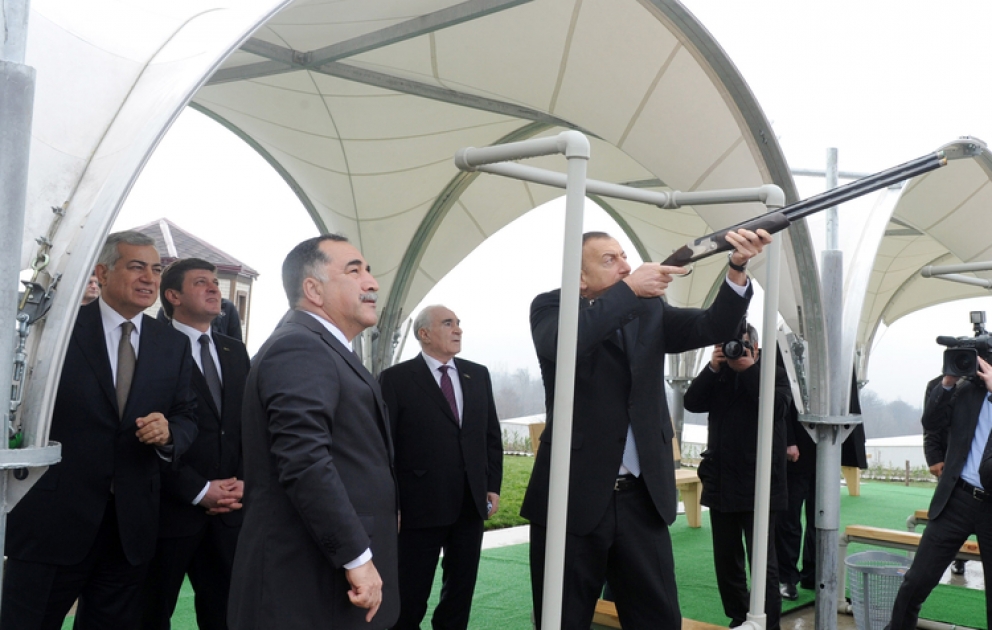 Le président Ilham Aliyev a pris part à l’ouverture de la première phase du club de tir de Gabala dont la construction s’est achevée