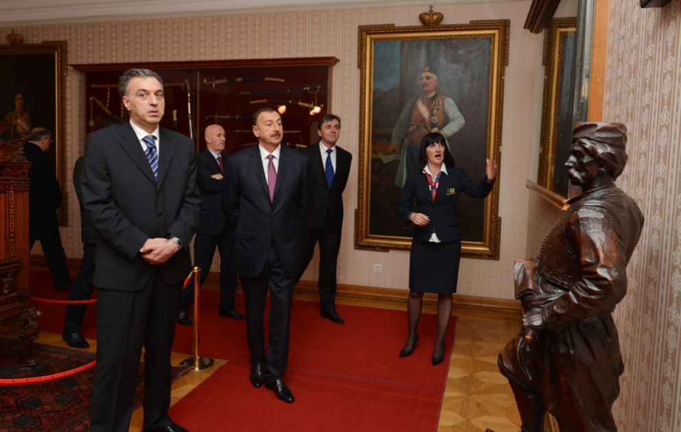 Le président Ilham Aliyev a visité le Palais du roi Nicolas à Cetinje