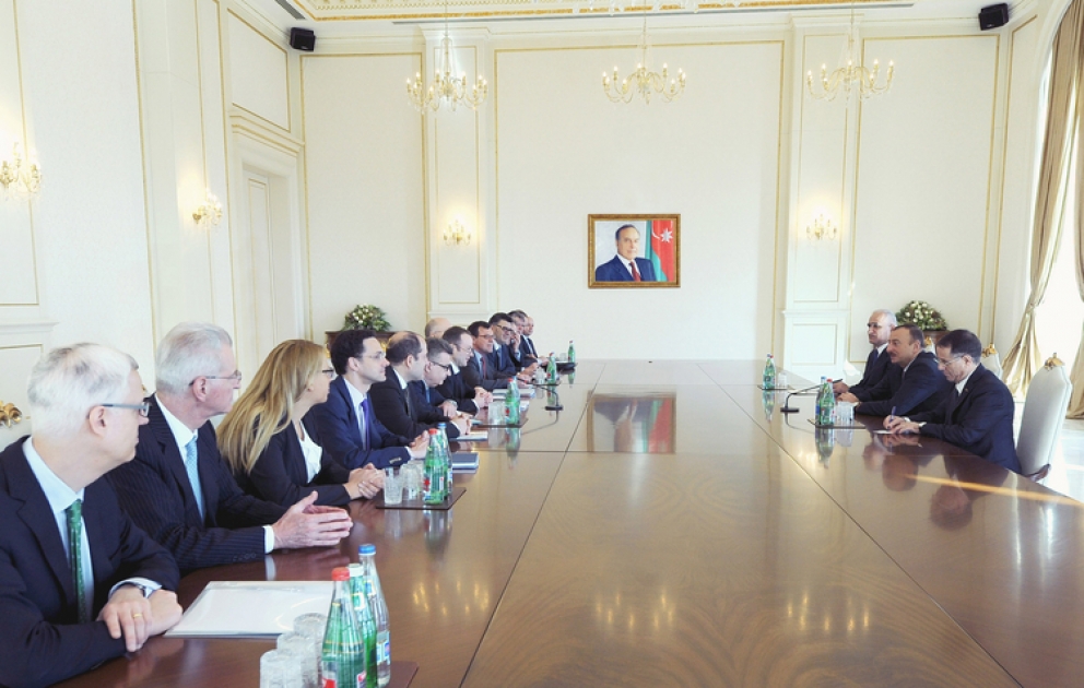 Le président azerbaïdjanais Ilham Aliyev a reçu les membres du conseil d’administration de la Banque européenne pour la reconstruction et le développement