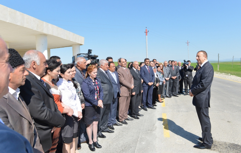 Le président azerbaïdjanais a pris connaissance des travaux de rénovation en cours sur la route Goboustan-Khilmilli