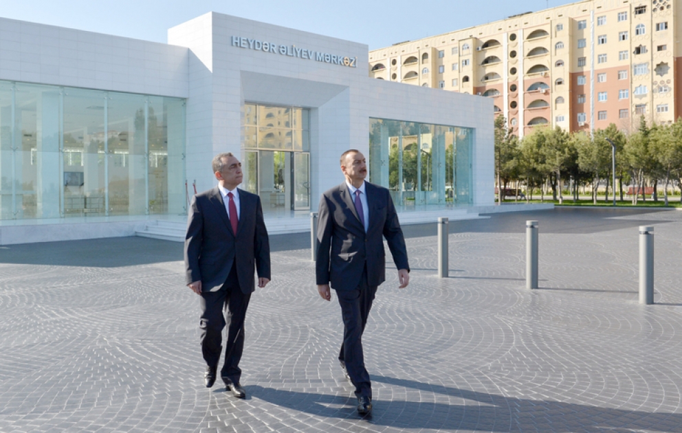 Le président Ilham Aliyev a assisté à l’ouverture du Centre Heydar Aliyev à Soumgaït