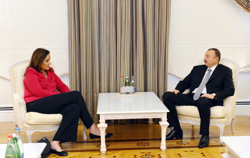 Le président Ilham Aliyev a reçu l’ancienne ministre des Affaires étrangères de la Grèce, membre du parlement grec