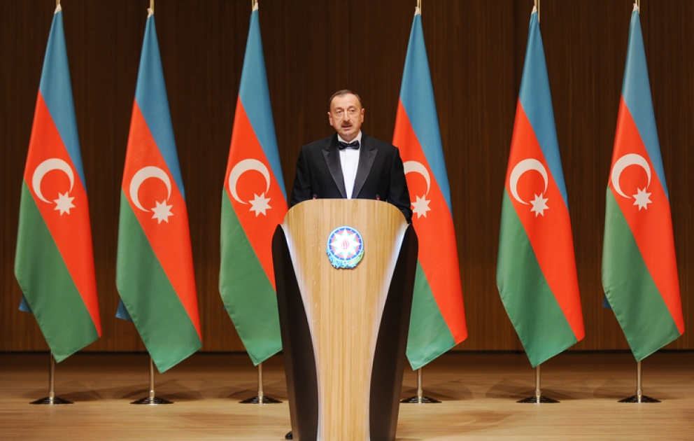 La cérémonie solennelle consacrée au 90e anniversaire du leader national Heydar Aliyev a eu lieu La cérémonie a été marquée par la présence du président azerbaïdjanais Ilham Aliyev