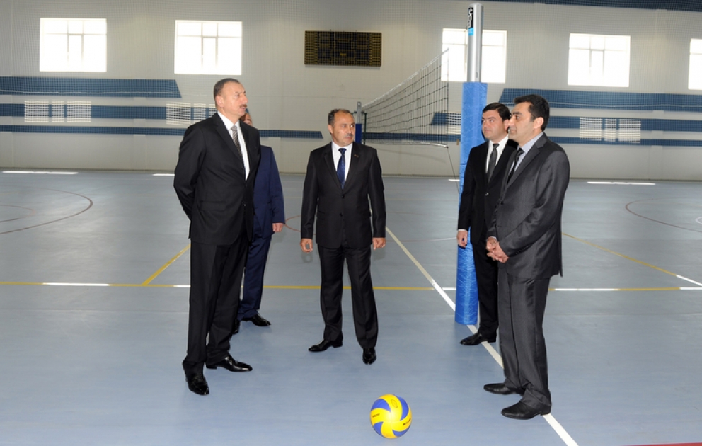 Le président Ilham Aliyev a visité le Complexe sportif olympique à Chamakhy