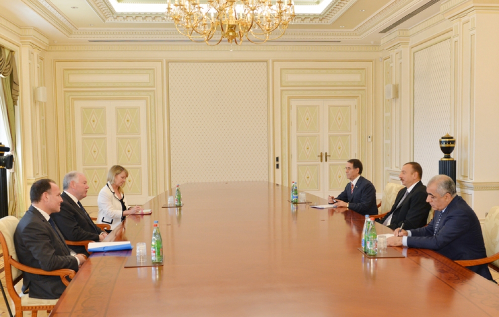 Le président azerbaïdjanais Ilham Aliyev a reçu la délégation dirigée par le parlementaire de la Grande Bretagne et envoyé commercial du premier ministre britannique pour l’Azerbaïdjan, le Kazakhstan et le Turkménistan