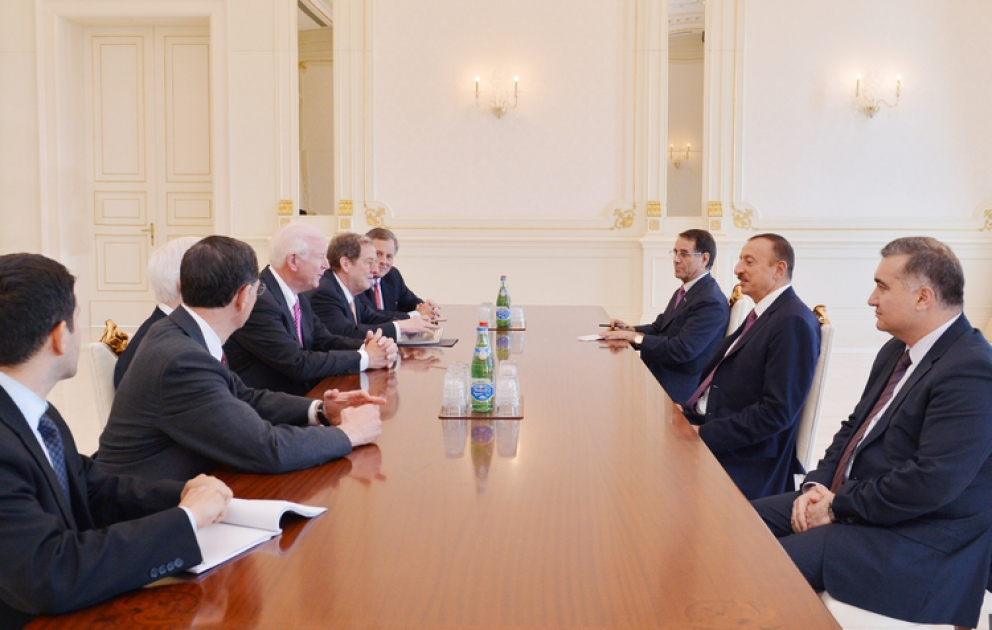 Le président azerbaïdjanais Ilham Aliyev a reçu la délégation conduite par le vice-président de la Commission du renseignement du Sénat américain