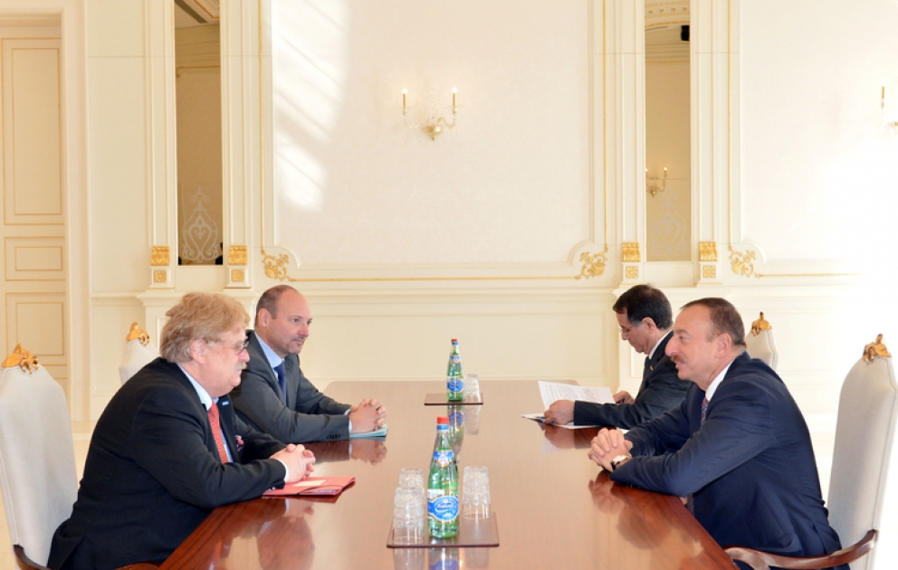Le président azerbaïdjanais Ilham Aliyev a reçu le président de la commission des affaires étrangères du Parement européen