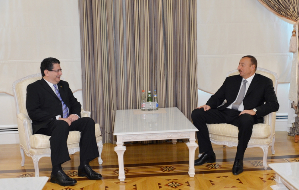 Le président Ilham Aliyev a reçu l’ambassadeur de Grèce en Azerbaïdjan à l’occasion de l’achèvement de son mandat diplomatique
