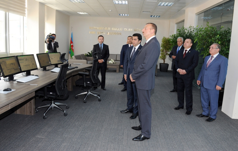 Le président Ilham Aliyev a participé à l’inauguration de la nouvelle ligne de production de la cimenterie de Gazakh