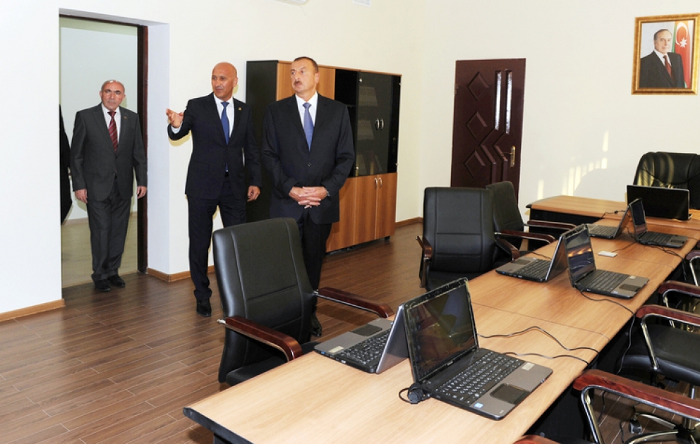 Inauguration du nouveau bâtiment administratif du Pouvoir exécutif de la région de Siyazan