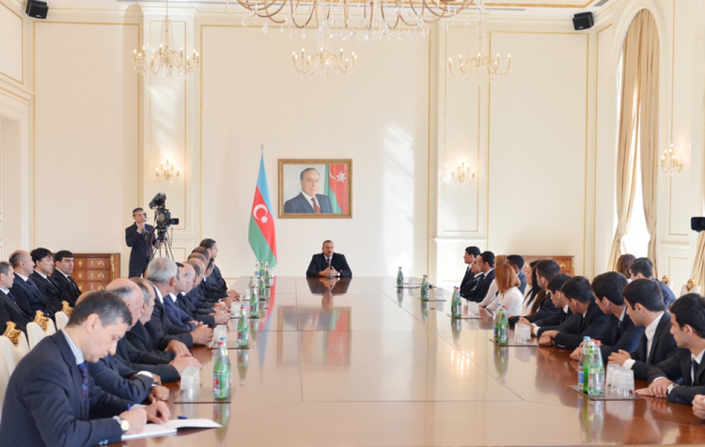Le président Ilham Aliyev a reçu les vainqueurs, les médaillés de la XXVIIe Universiade d’été à Kazan, leurs entraîneurs et les sportifs expérimentés de la République