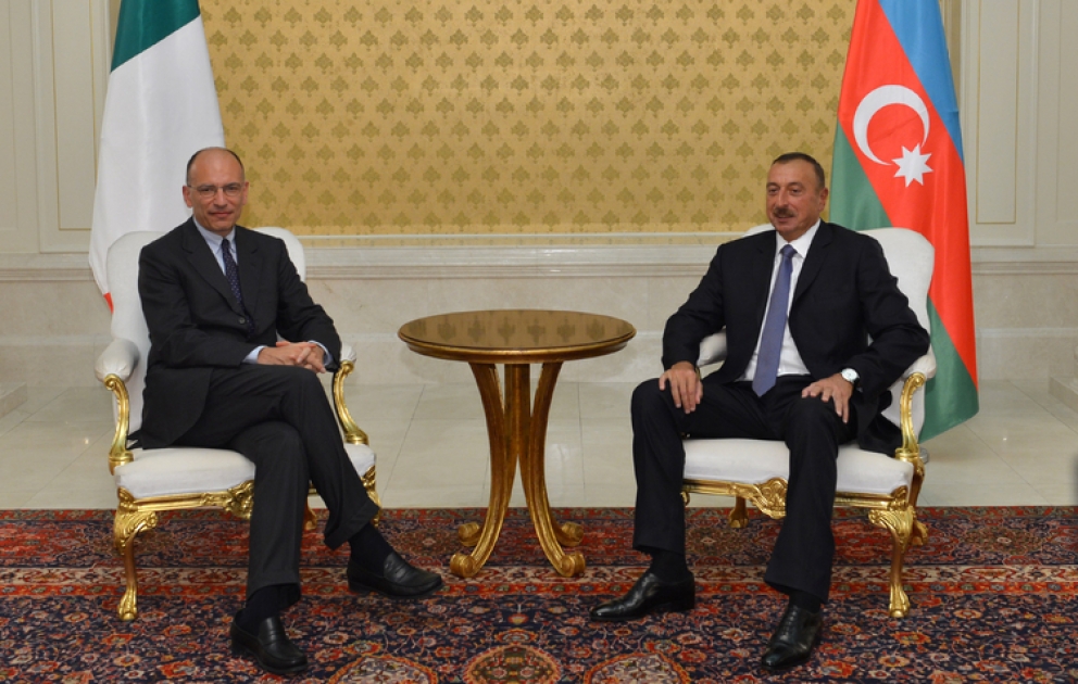 Entretien en tête à tête du président de la République avec le président du Conseil des ministres de l’Italie