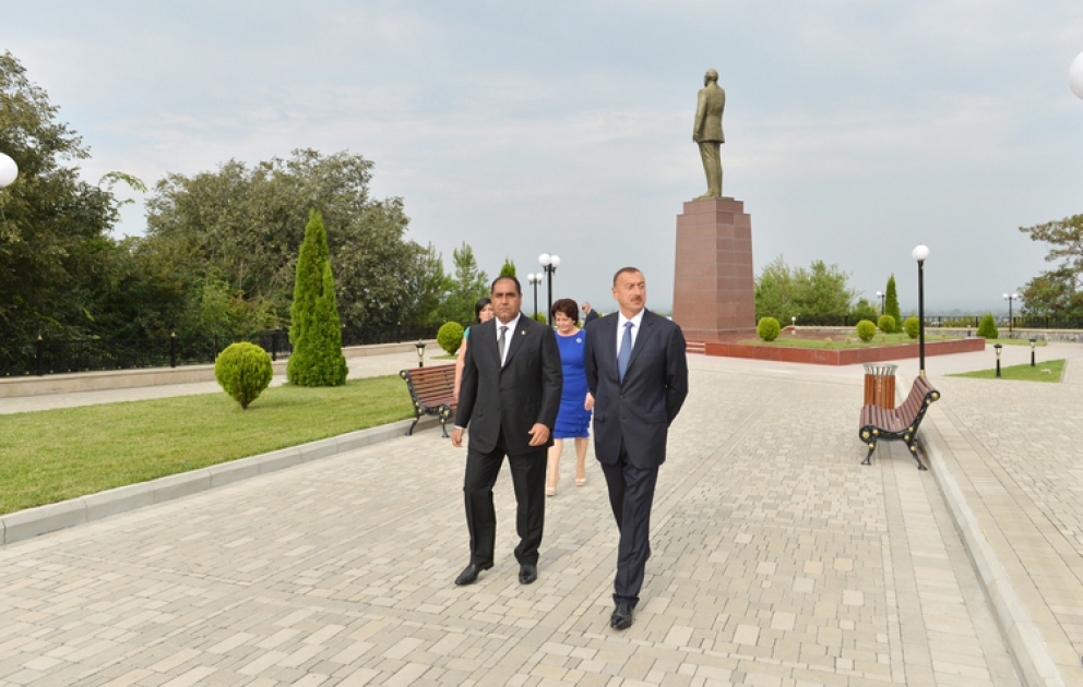 Le président Ilham Aliyev est arrivé dans la région de Balakan