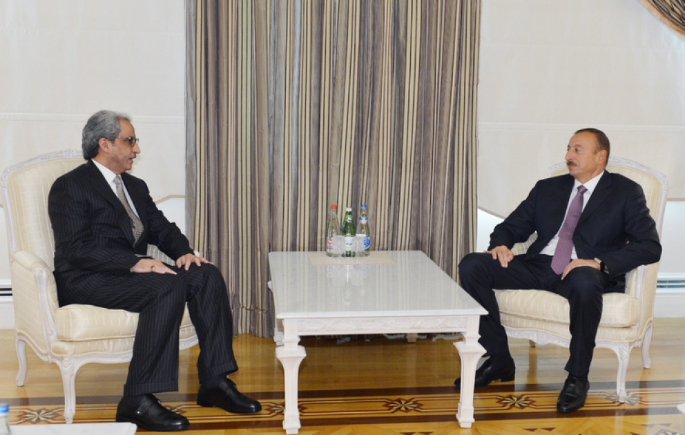 Le président Ilham Aliyev a reçu l’ambassadeur de l’Etat du Koweït en Azerbaïdjan à l’occasion de l’achèvement de ses activités diplomatiques dans le pays