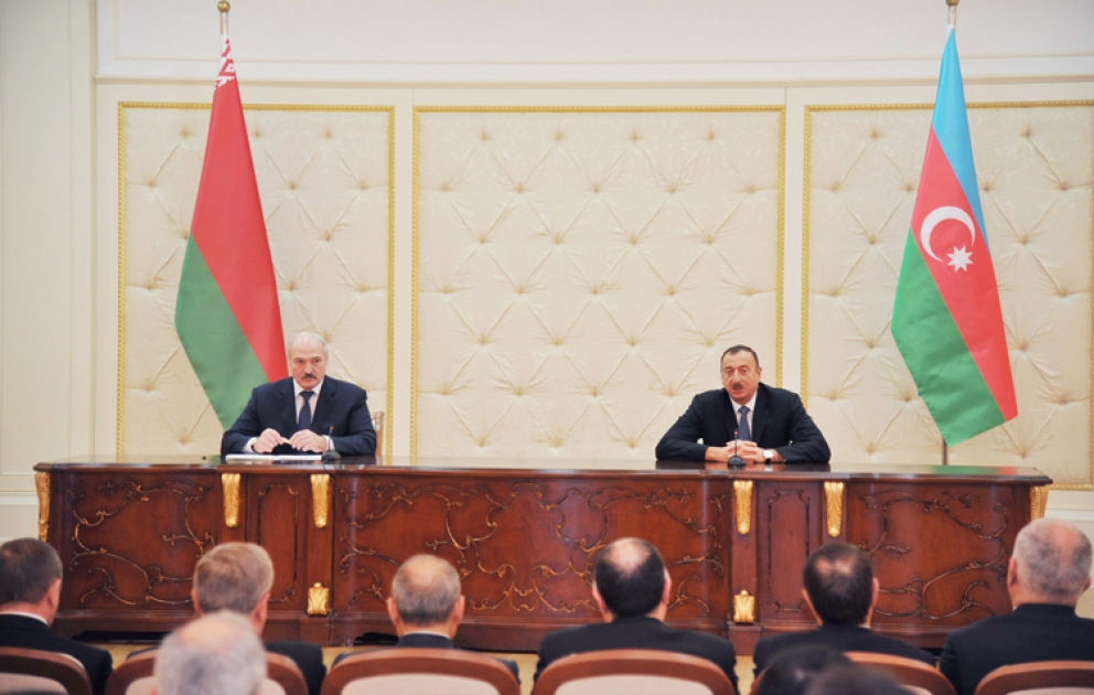 Azerbaijani, Belarus presidents give joint press conference