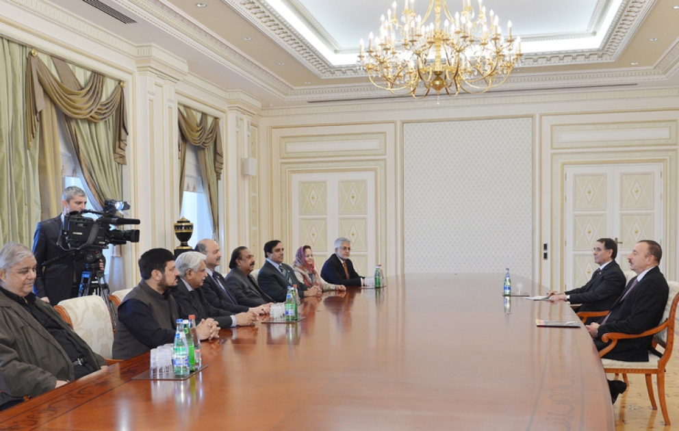 Azerbaijani President receives Deputy Chairman of Pakistani Senate