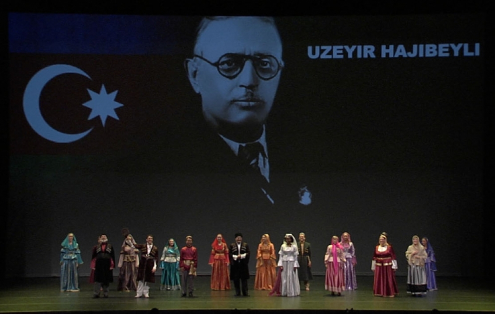 Arshin mal alan by great Uzeyir Hajibeyli conquers Los Angeles